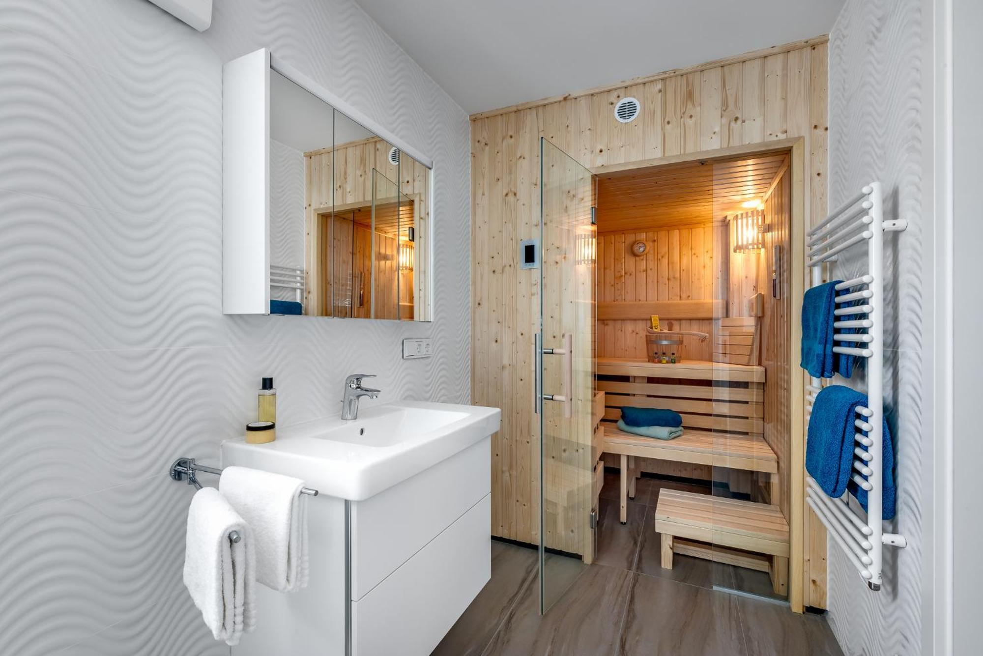 Brise- Direkt Am Wasser, Hafenblick, Fahrstuhl, Sauna, Ueberdachter Balkon Ольпениц Экстерьер фото